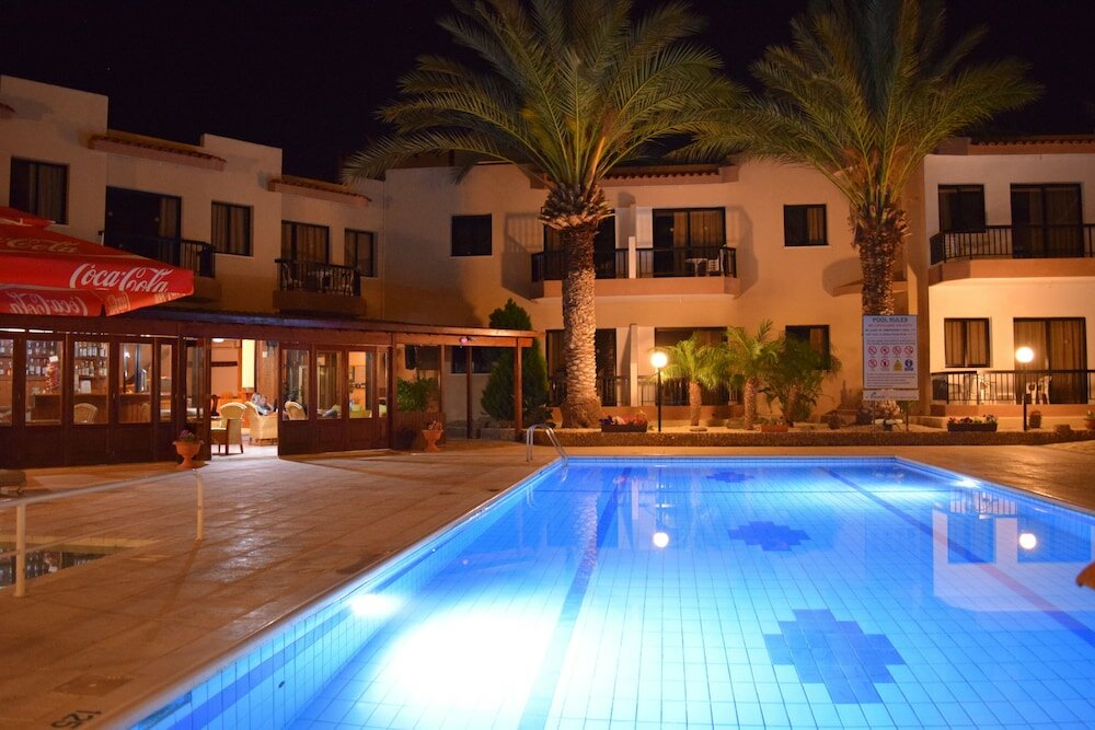 Фото Anna Hotel Apartments