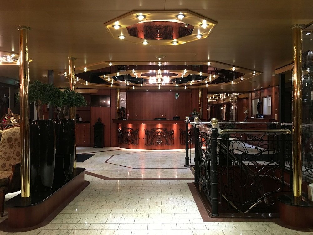 Фото Knm Ms Switzerland II - Frankfurt