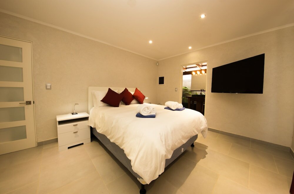 Фото Hidden Hill Condos Aruba