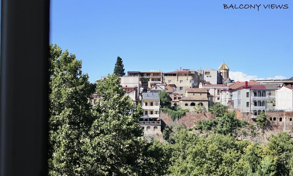 Фото Red Fox Guesthouse
