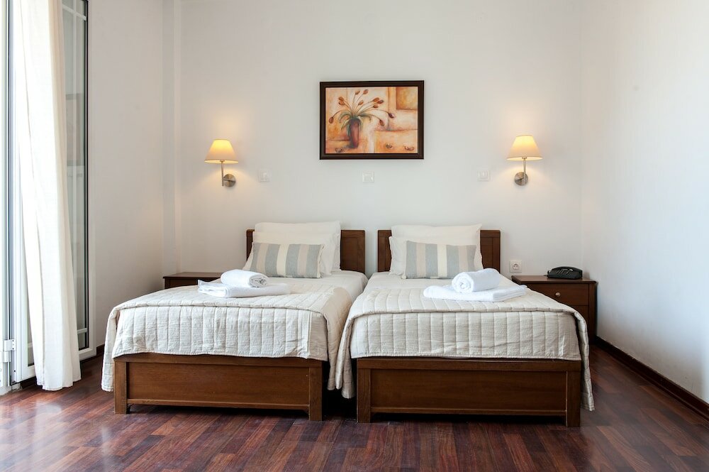 Фото Golden Beach Agiocampos Hotel