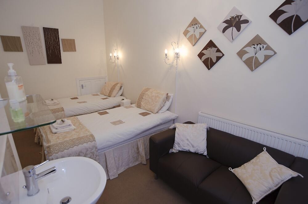 Фото Park Hall Suites