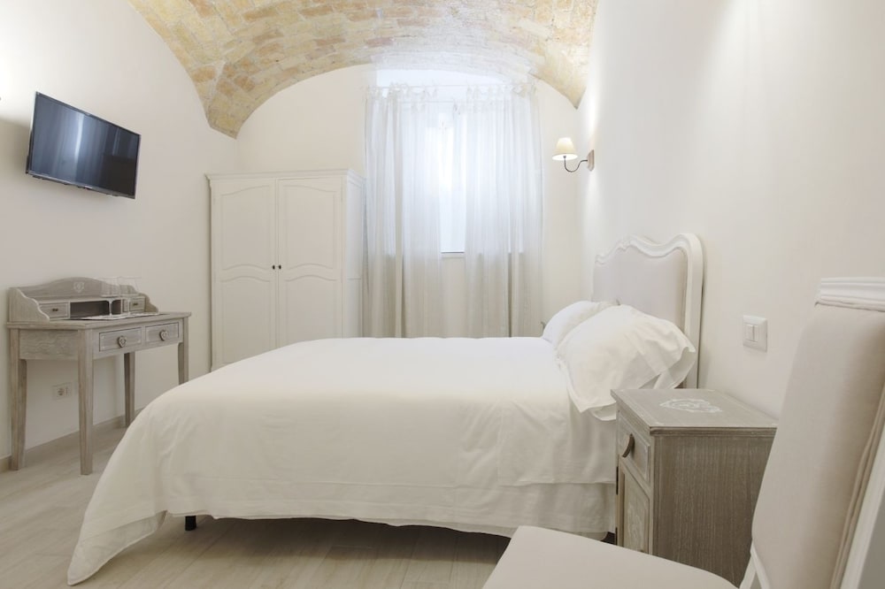 Фото Suite Maggiore