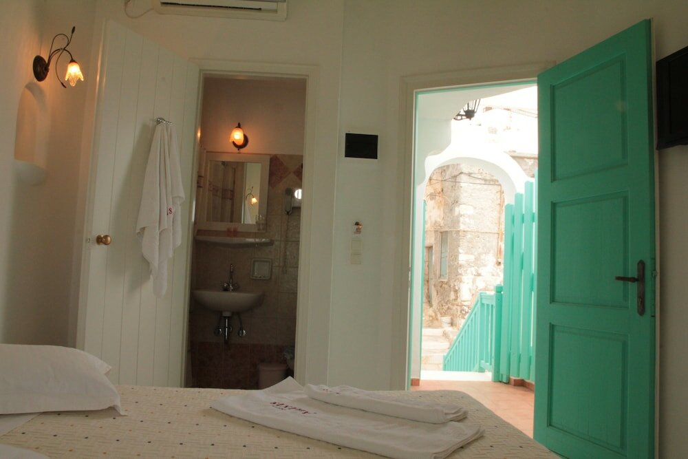 Фото Hotel Anixis