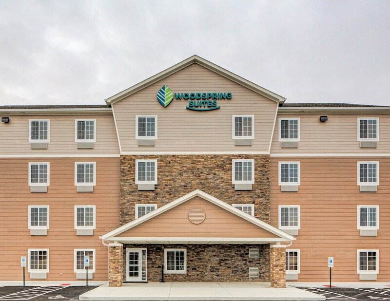 Гостиница WoodSpring Suites Columbus Ne I-270 Airport в Колумбусе