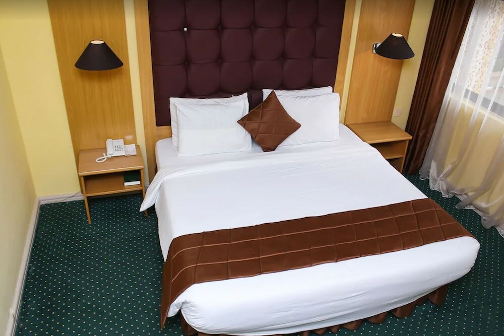 Фото Bolingo Hotel Towers