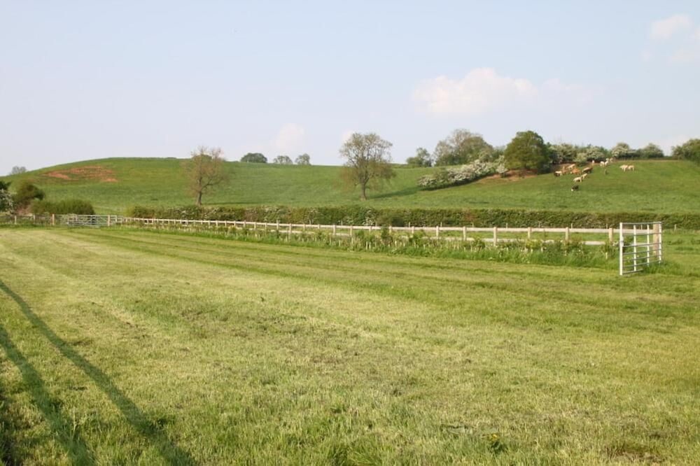 Фото Wootton Park