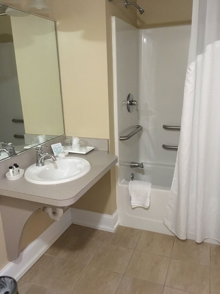 Фото Beekman Arms Hotel