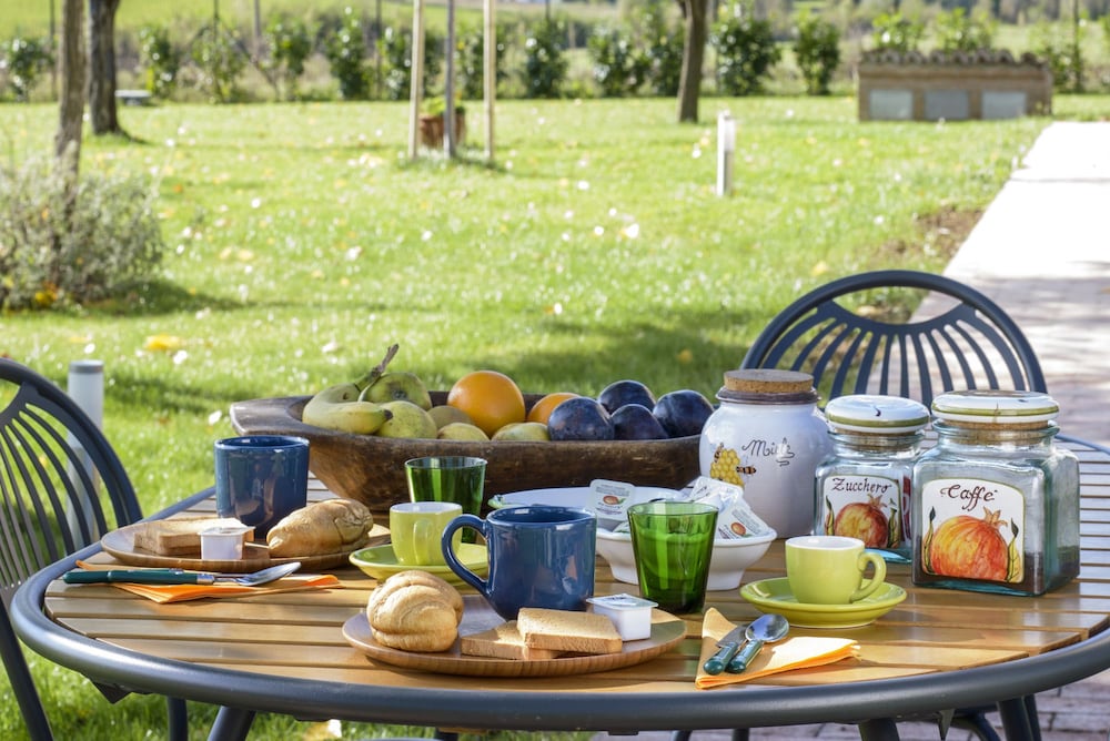 Фото Agriturismo Querceto