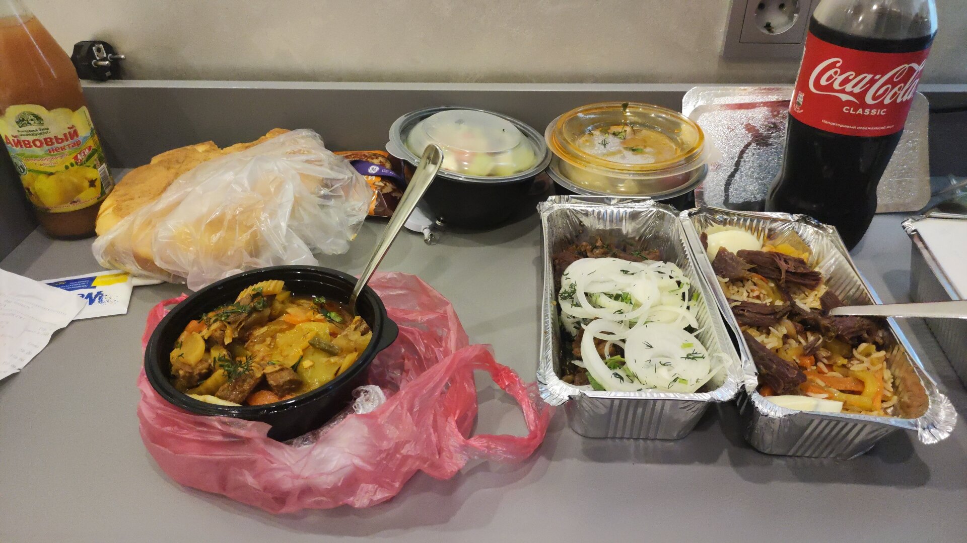 Фото Simple Weekend Inn