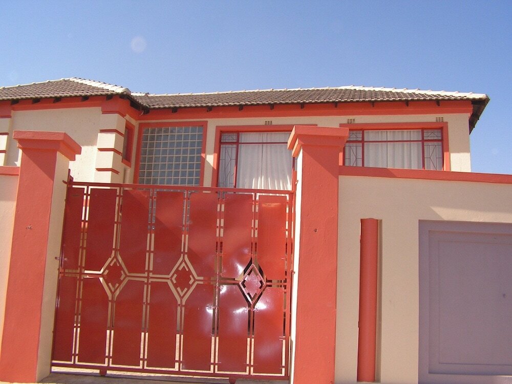 Фото Moshitametsi Guesthouse