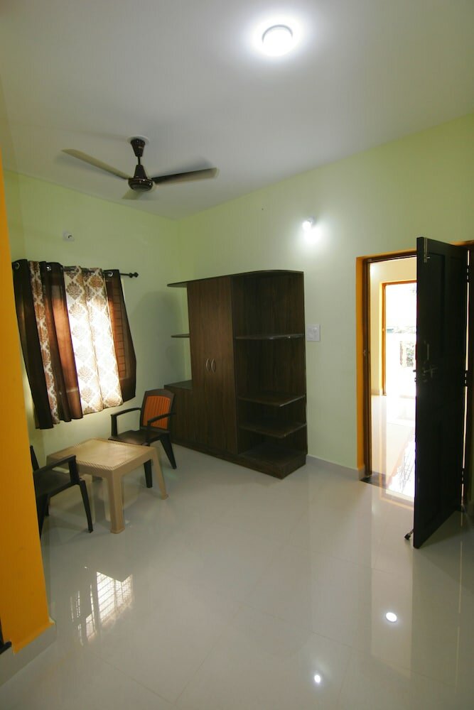 Фото Rudra Holidays Guest House