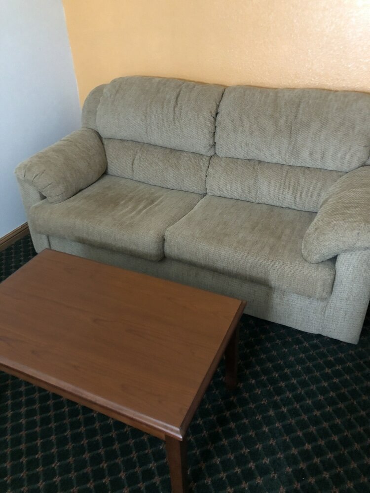 Фото Cloverdale Wine Country Inn & Suites