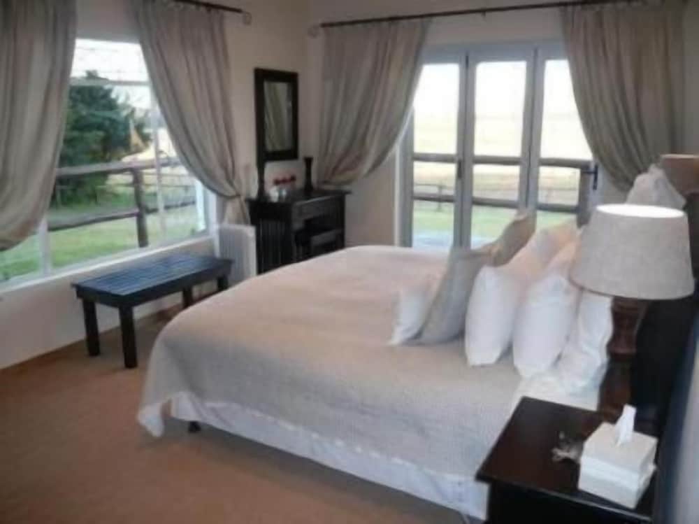 Фото Dusk to Dawn Guesthouse