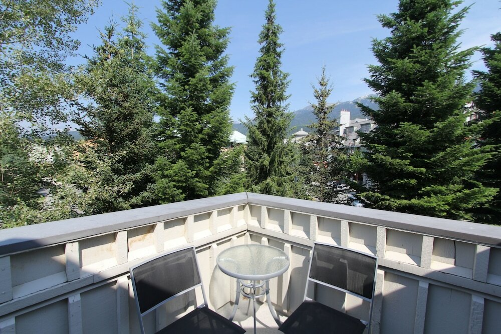 Фото Signature Condos by Whistler Retreats