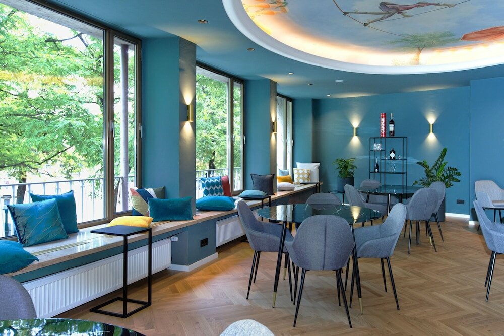 Фото Hotel Rotkreuzplatz