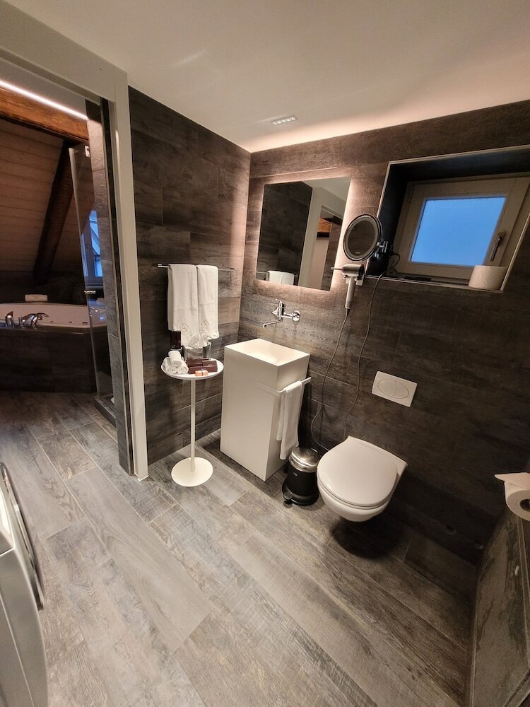 Фото Le Bijou Lintheschergasse 23 Zurich Hb