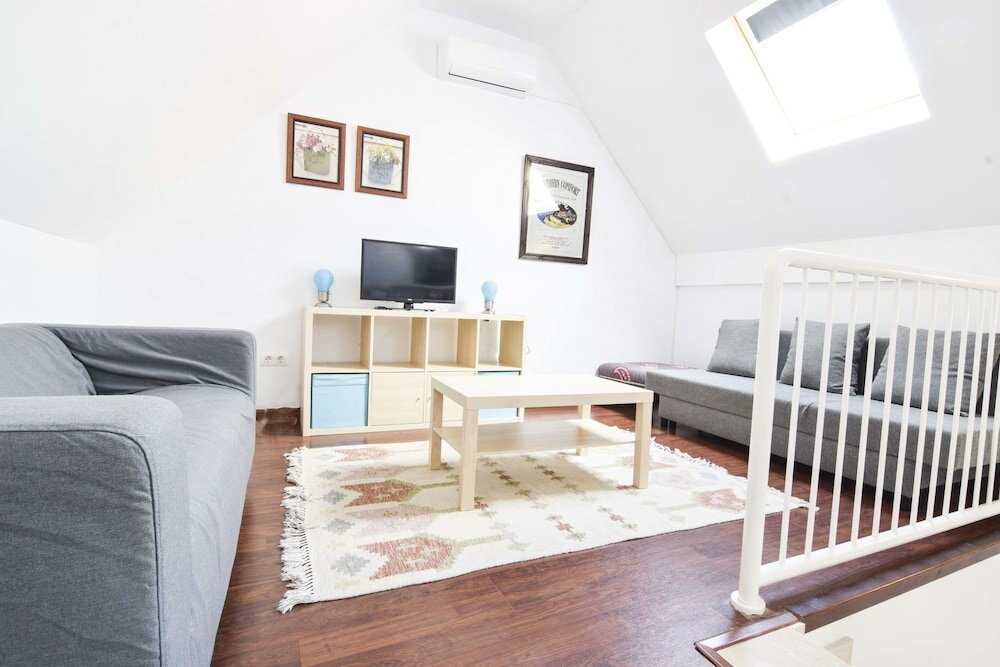 Фото Letmalaga Bishop Orchard