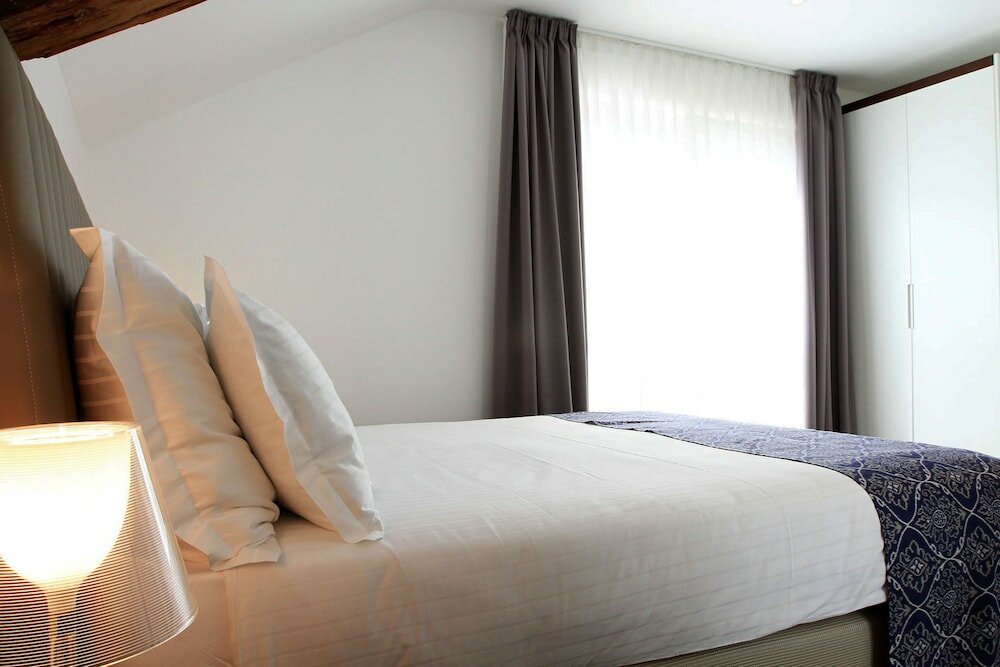 Фото Azur Palace Luxury Rooms