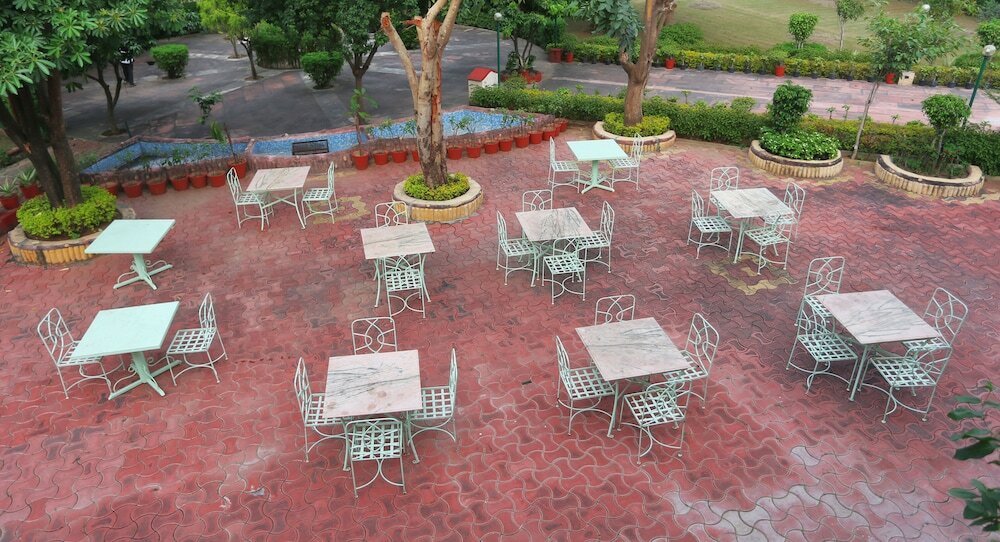 Фото Mulberry Araliayas Resort & SPA