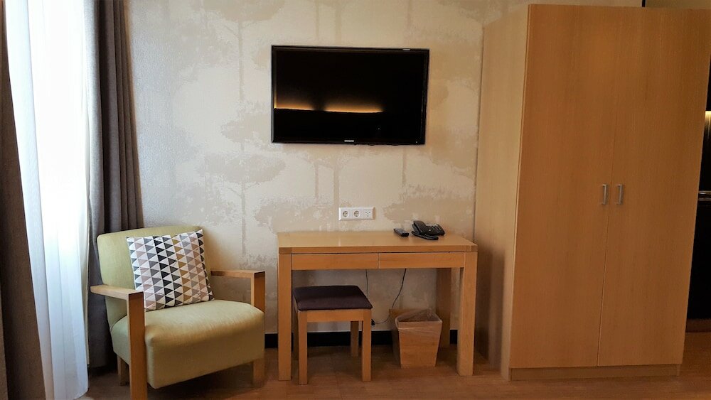 Фото The Bank Hotel