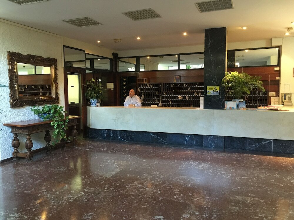 Фото Skol Apartments Marbella