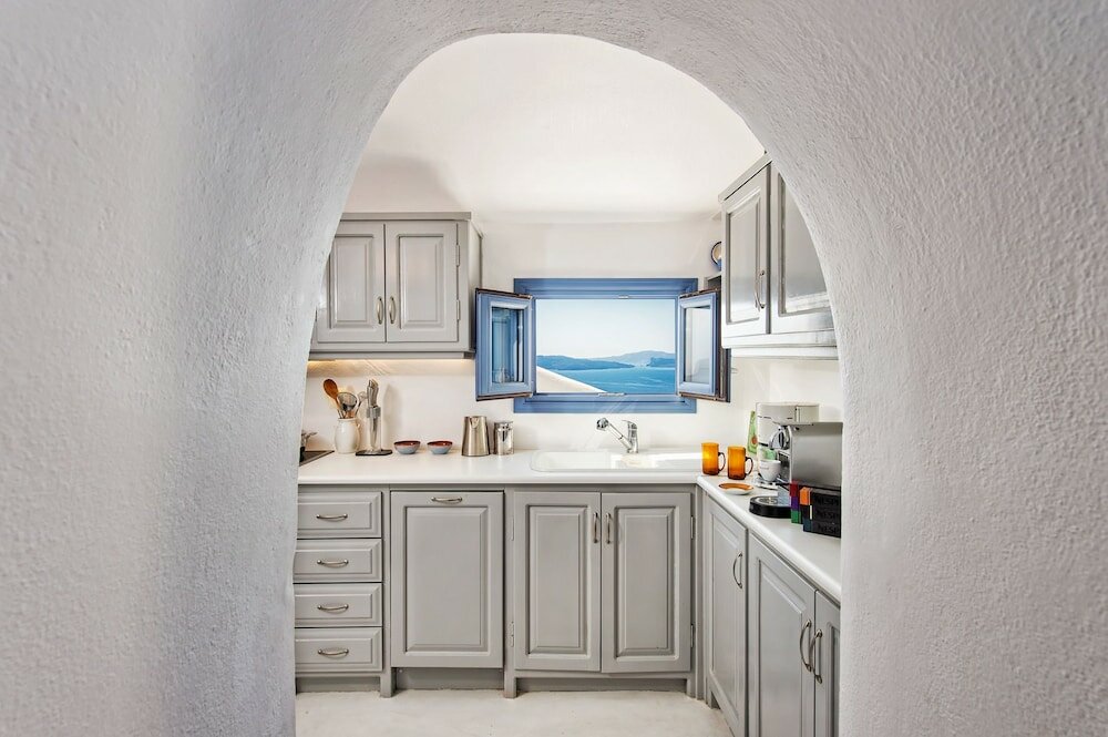 Фото Skala Cave by Thireon