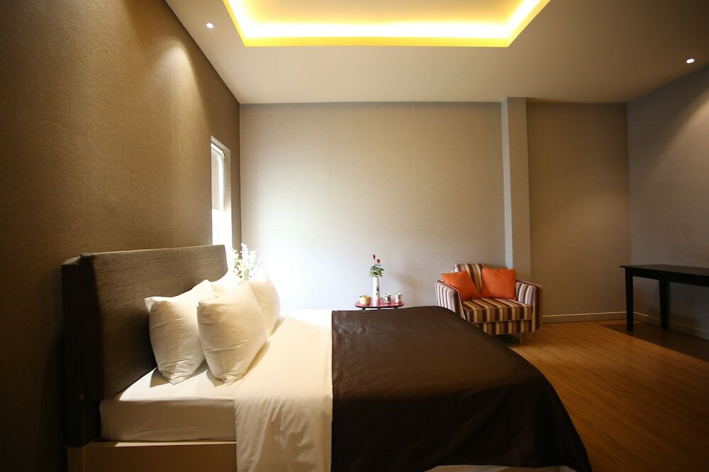 Фото Diamond Suite Hai Ba Trung