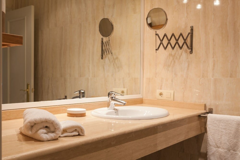 Фото Apartamentos Altamira