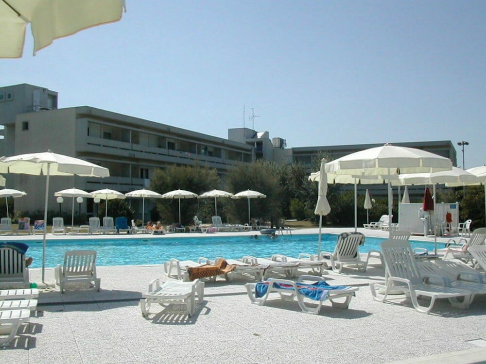 Фото Isaresidence Holiday Resort