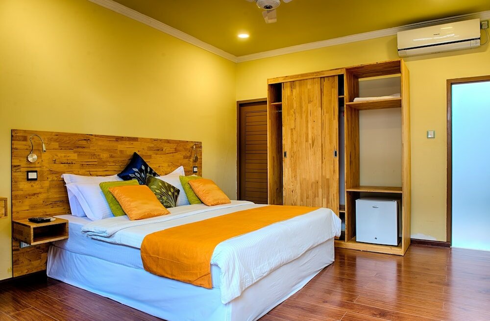 Фото Narnia Maldives Hotel at Maafushi