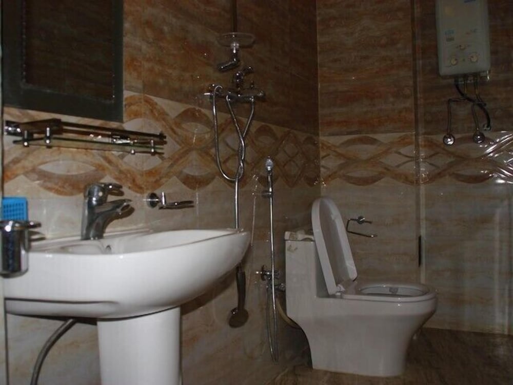 Фото Thamel Apartments Hotel