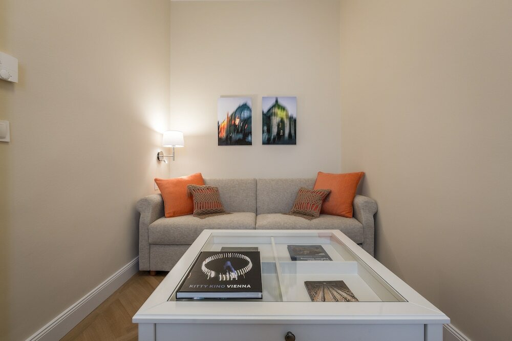 Фото Parkview Residences