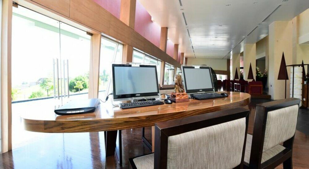 Фото The Thingaha Nay Pyi Taw