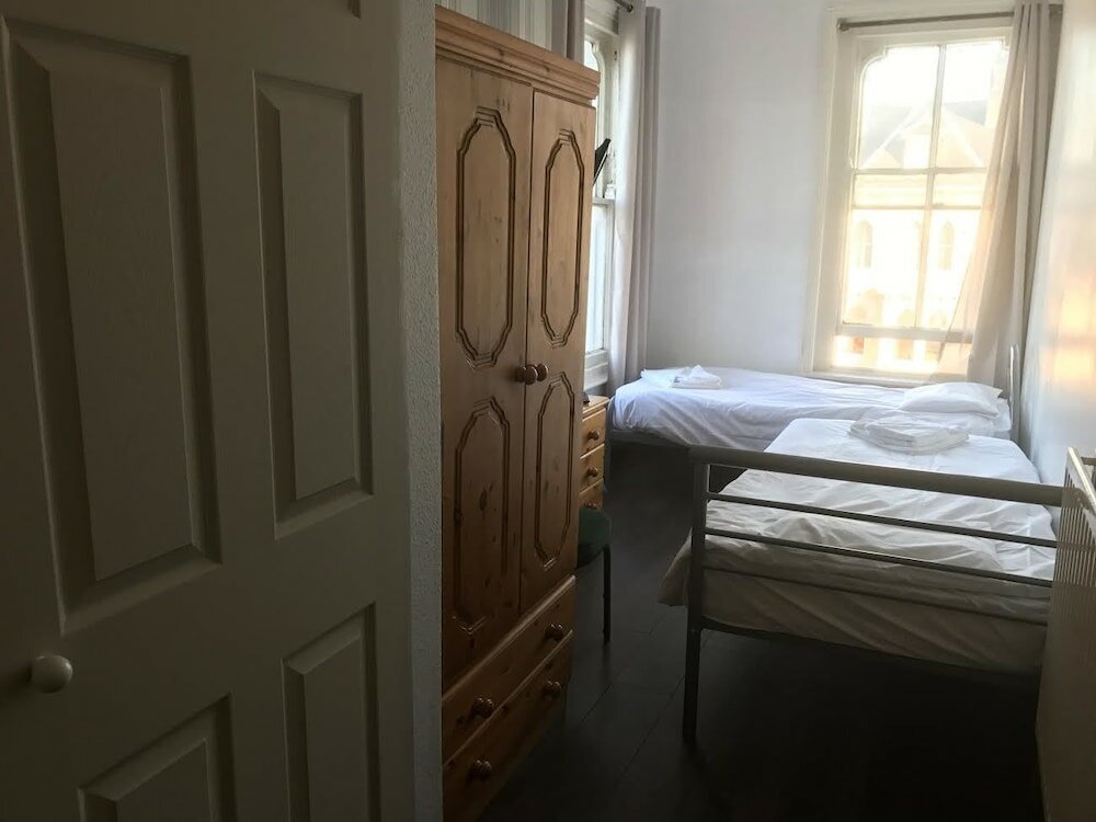 Фото Victoria Hotel