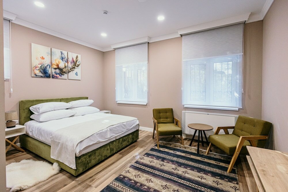 Фото Pansion Fawlty Towers