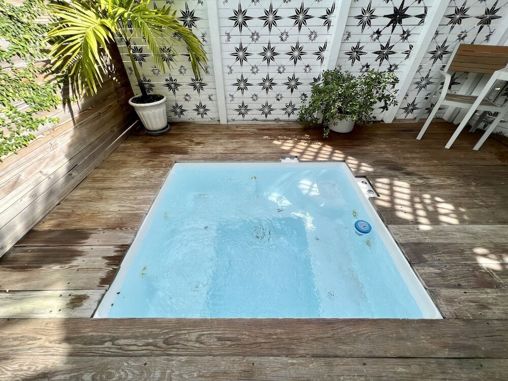 Фото Sonsoleá Host