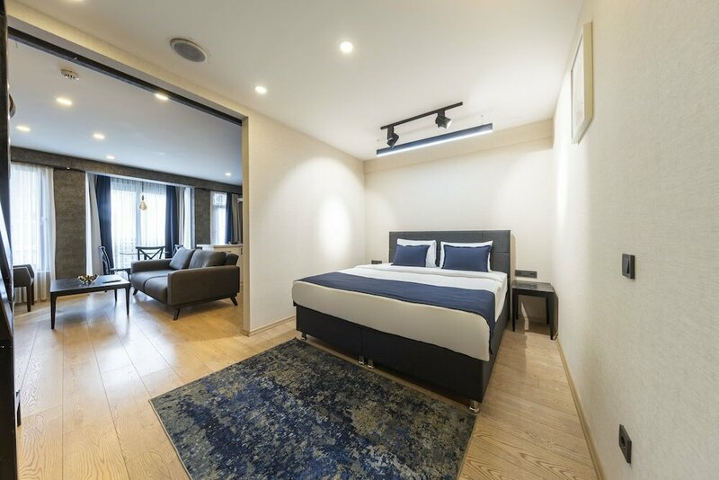 Гостиница Sherry Suites Karaköy в Бейоглу