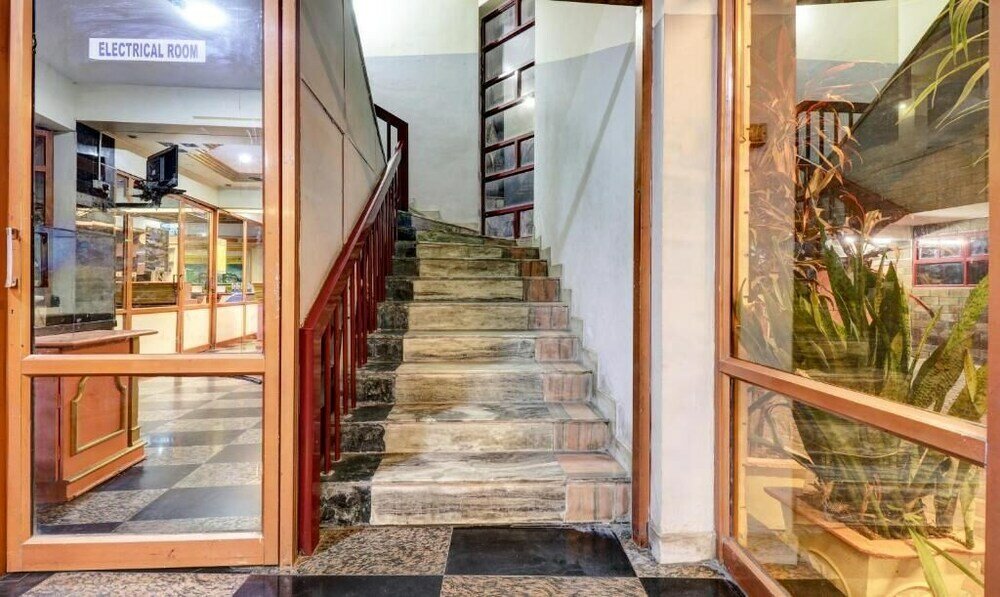 Фото Hotel Rvees Regency