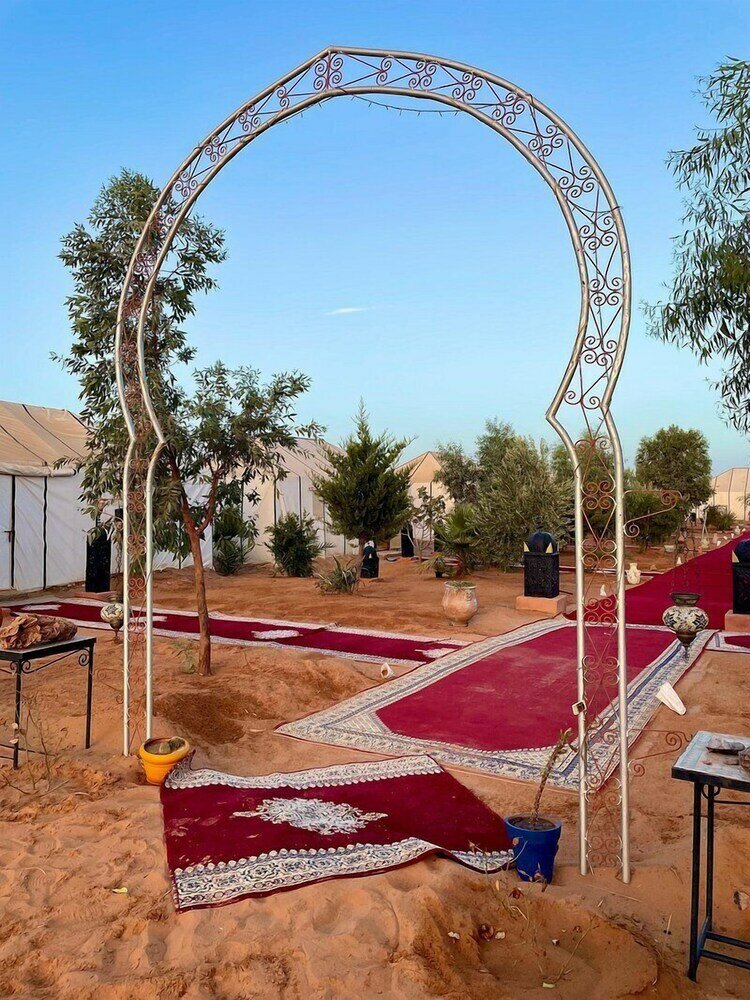 Фото Sahara Majestic Luxury camp