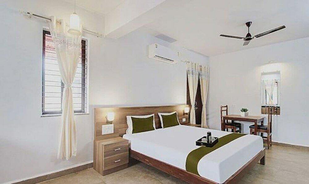 Фото Fabexpress Holiday Suites