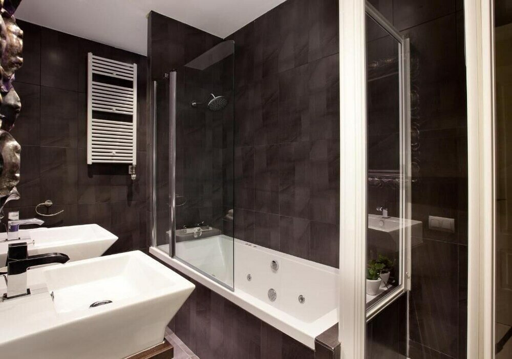 Фото Enjoybcn Tapies Apartment