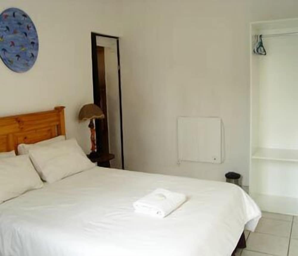 Фото Louhallas Bed & Breakfast