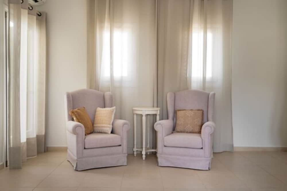 Фото Finikas Hotel