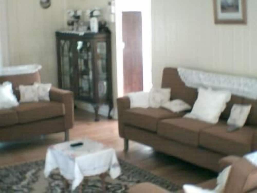 Фото Staple House Bed and Breakfast