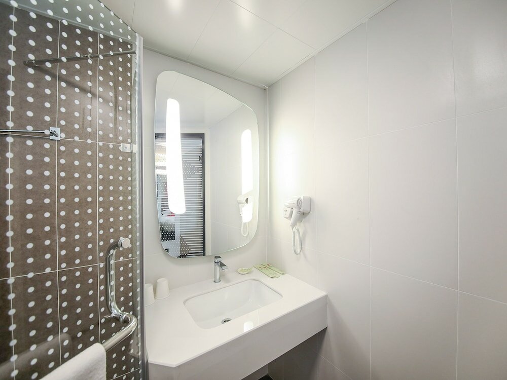 Фото Ibis Chengdu Yongfeng Hotel