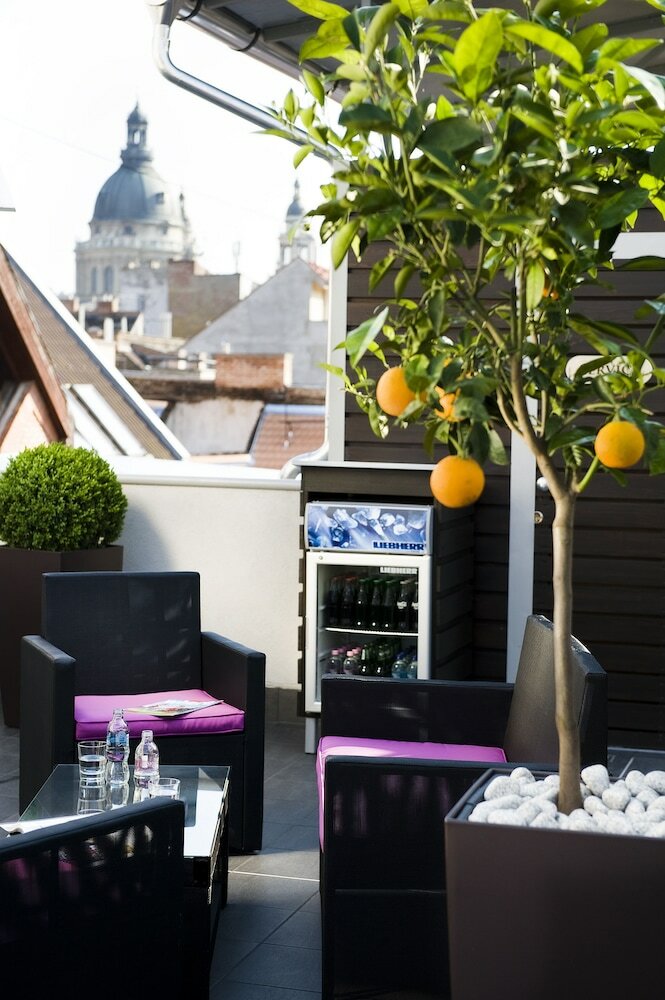 Фото Отель Opera Garden