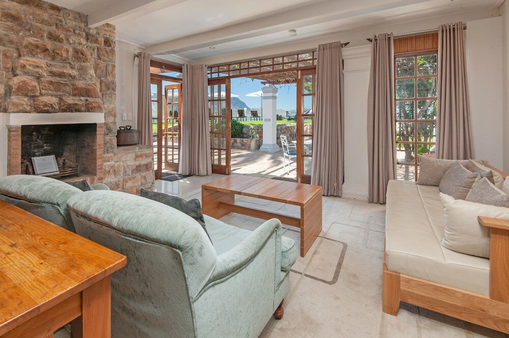 Фото Harbour House Hotel