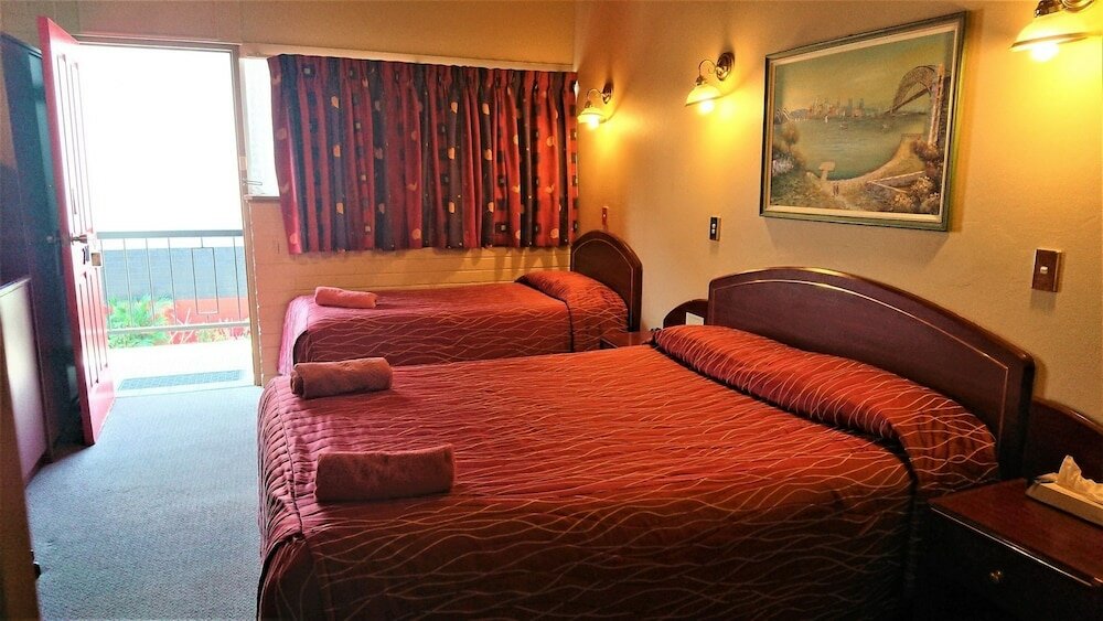 Фото New Olympic Motel