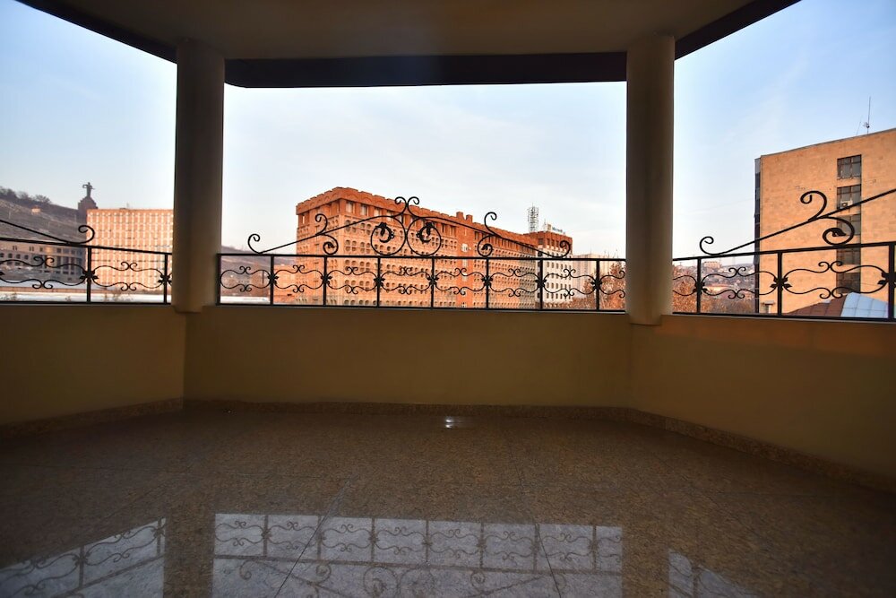 Фото Imperial Palace Hotel